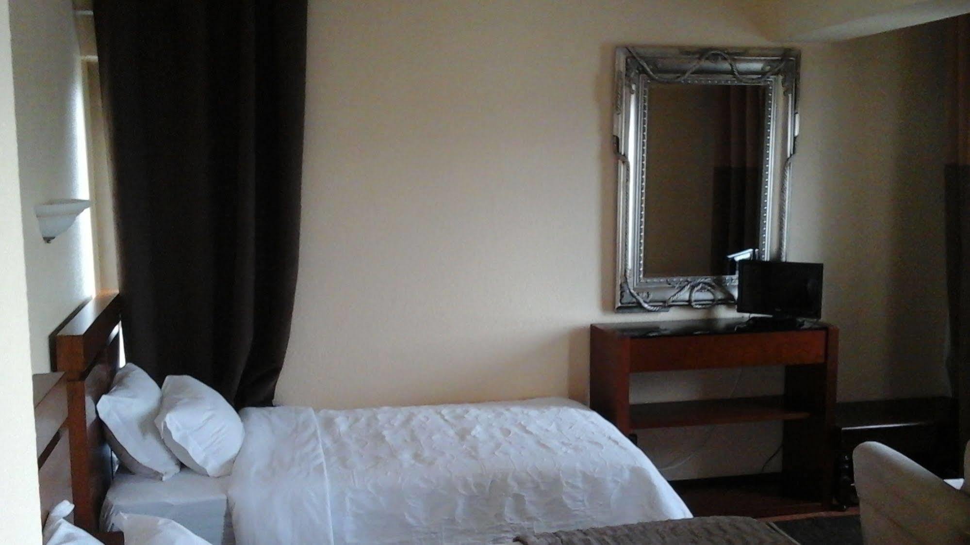 Hotel Wot Sintra Ocean à Azenhas do Mar Extérieur photo